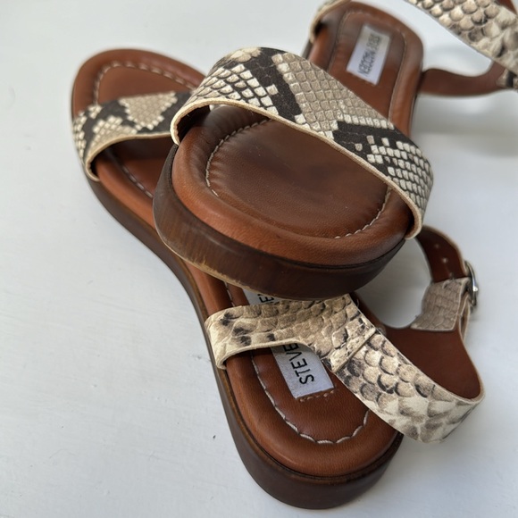 Snake Skin Leather Steve Madden Strappy Sandals - Picture 9 of 9